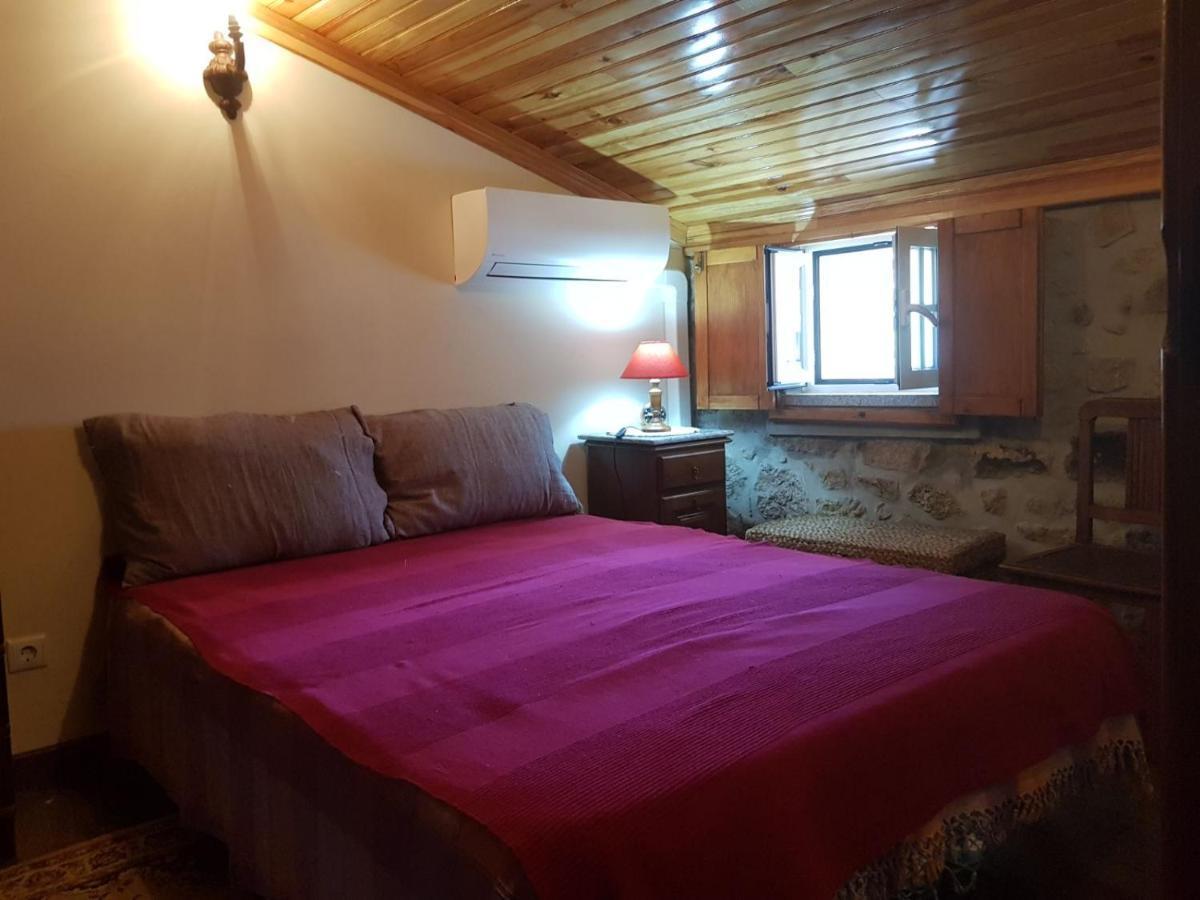A Casinha Do Beco Hotel Gouveia  Kültér fotó
